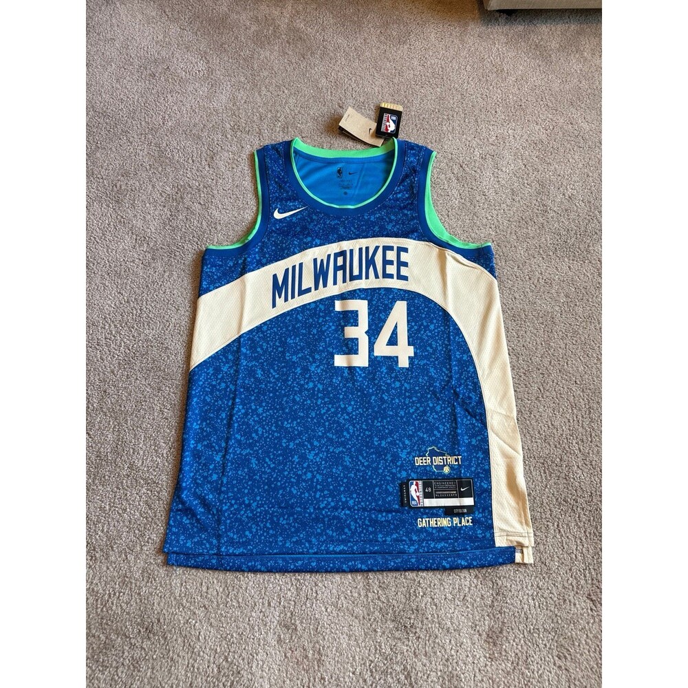 Giannis Antetokounmpo Milwaukee Bucks Nike NWT Men’s NBA Jersey Size Large